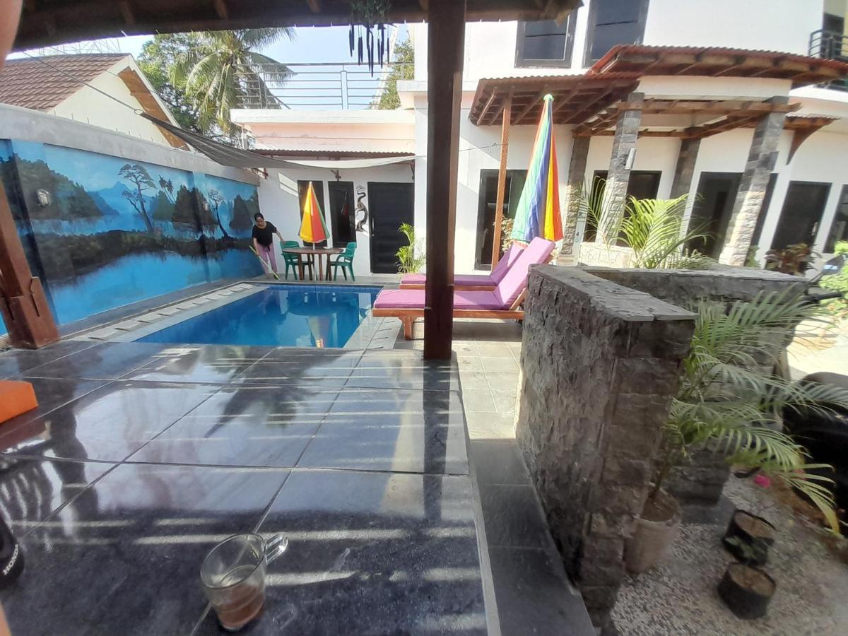 Wave House Gerupuk South Lombok Bed & Breakfast Praya Luaran gambar