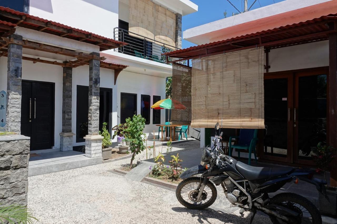 Wave House Gerupuk South Lombok Bed & Breakfast Praya Luaran gambar